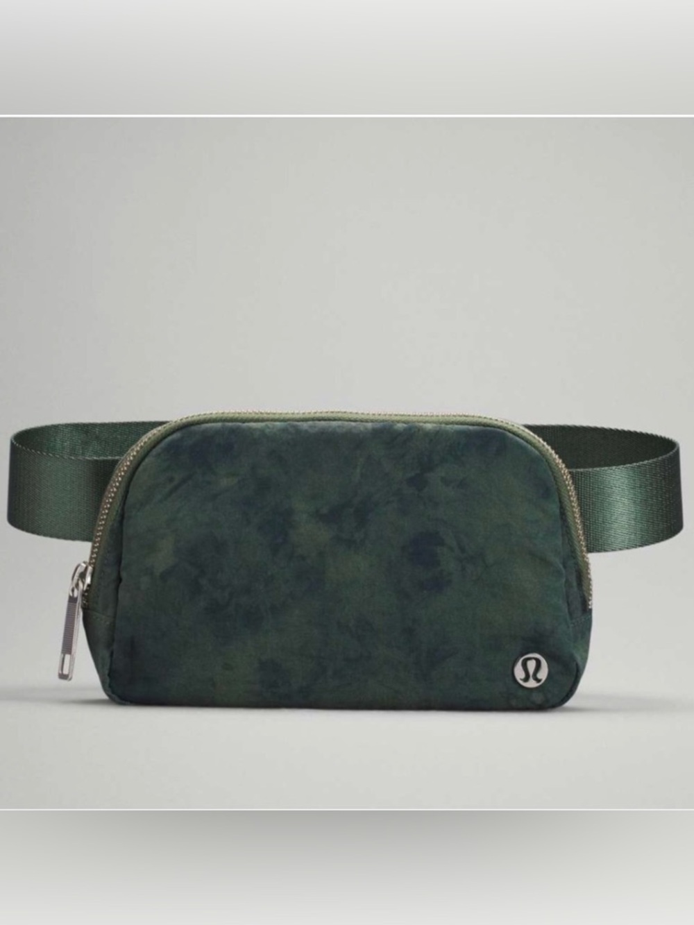 NEW  *RARE* OG Lululemon Belt Bag Aquila Green